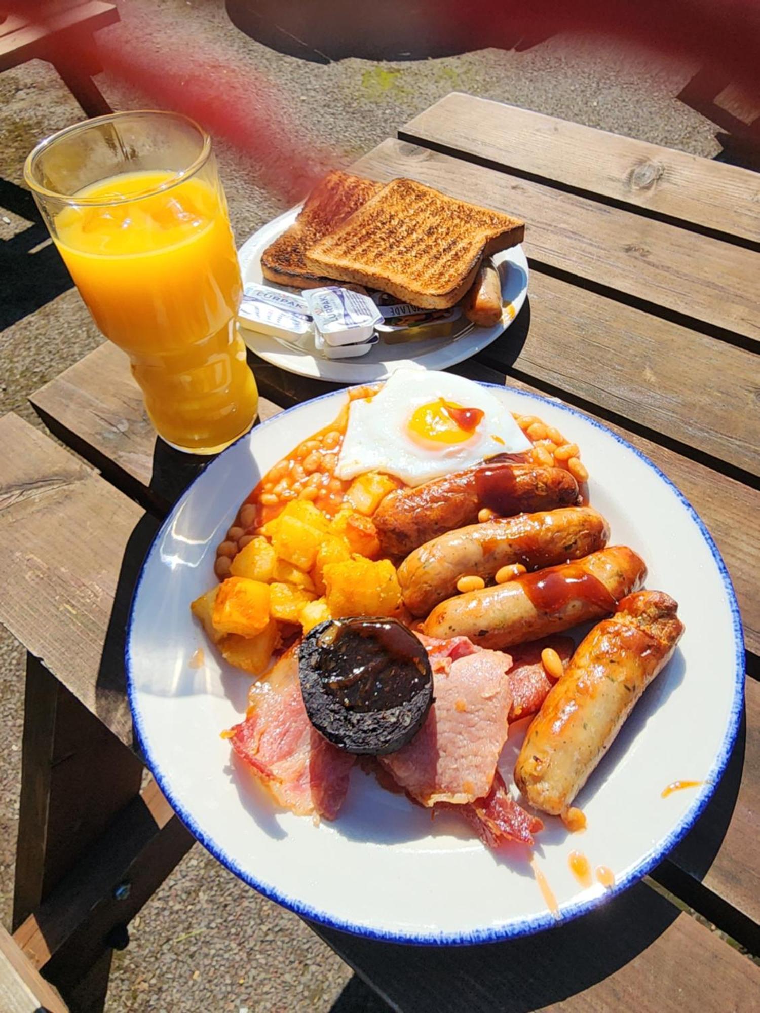 The New Accommodation Free Complementary Breakfast Tibshelf Exterior photo